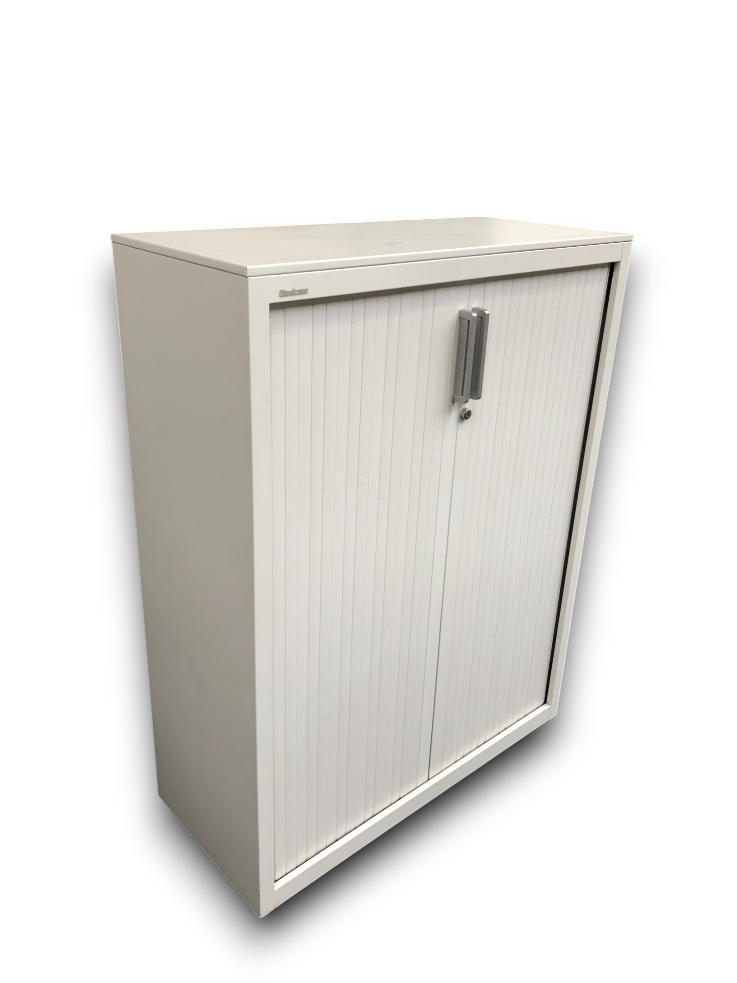 armoire mi-haute steelcase laquée blanc portes à rideaux l1000xh1300mm ocaburo mobiliers neufs et occasion nantes saint herblain et tours (1)