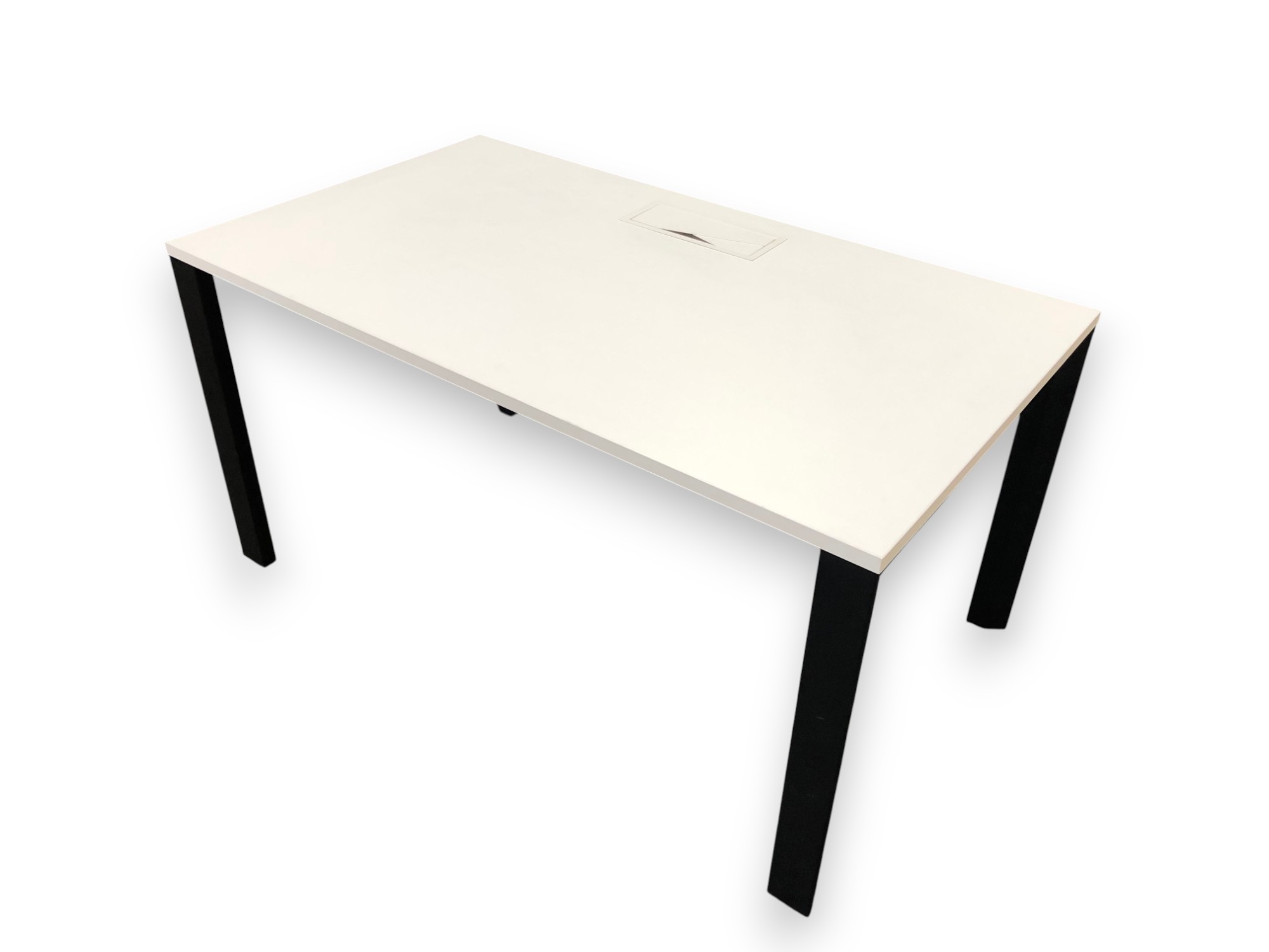 plan droit melamine blanc l1400xp800mm occasion par ocaburo mobiliers neufs et occasions magasins de nantes et saint-herblain et chambray-les-tours (2)