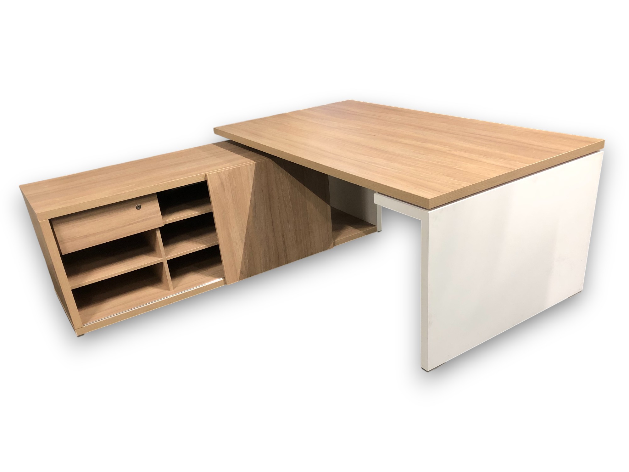 bureau direction Mito de chez MDD occasion par ocaburo mobiliers neufs et occasions magasins de nantes et saint-herblain et chambray-les-tours (6)