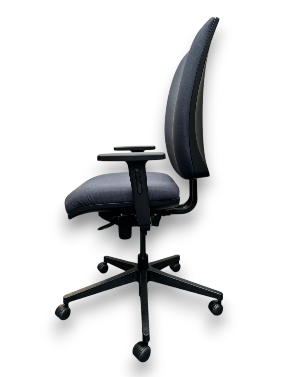 mobiliers occasions par ocaburo mobiliers neufs et occasions magasins de nantes et saint-herblain et chambray les tours (13)