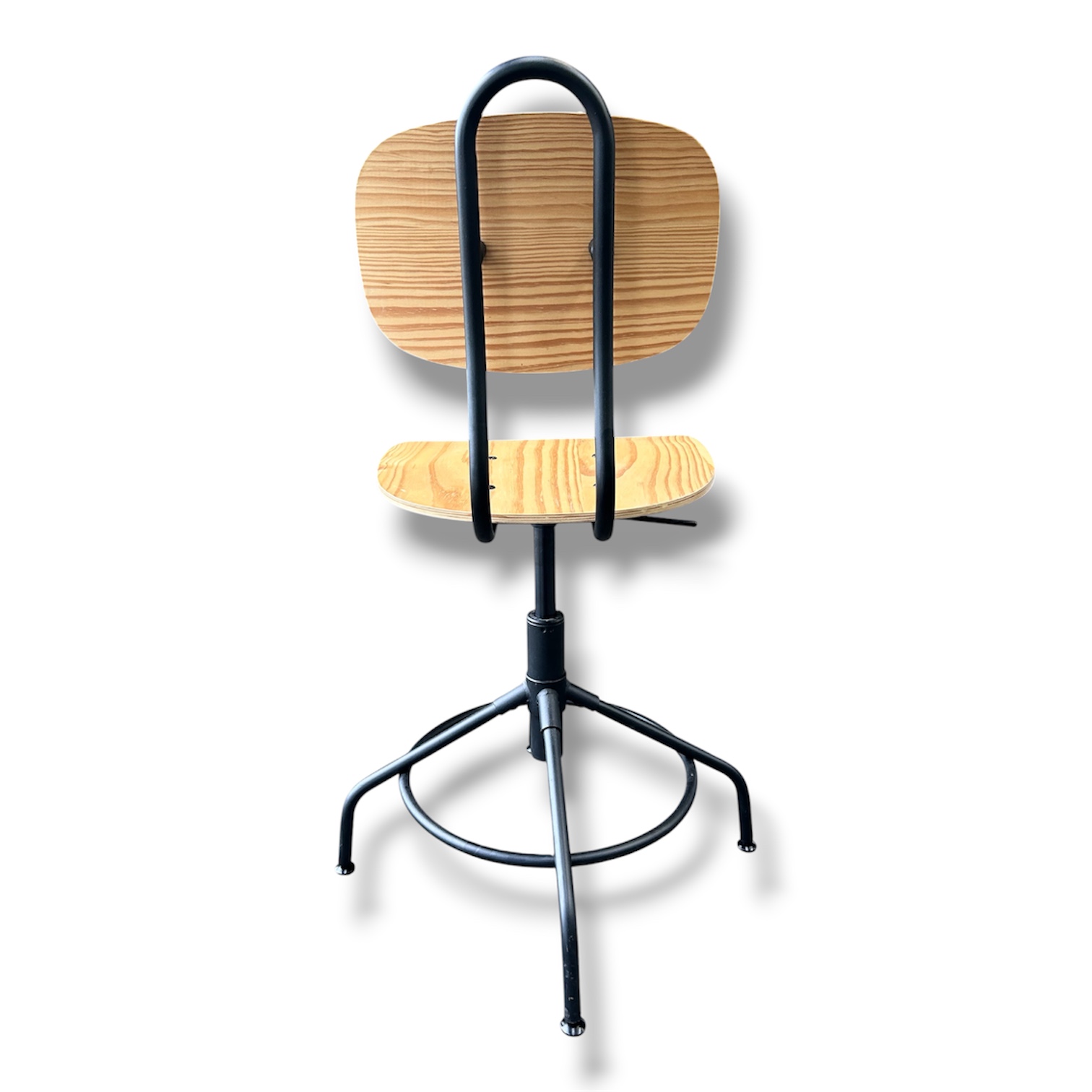 chaise bois type industrielle occasion par ocaburo mobiliers neufs et occasions magasins de nantes et saint-herblain et chambray-les-tours (1)